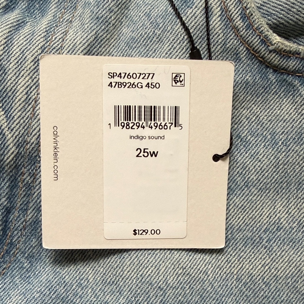 NWT Calvin Klein 90s Loose Light Blue Denim Jeans - Picture 2 of 5